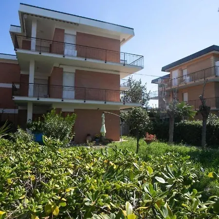 Apartament M046 - Marcelli, Trilocale A 150 Metri Dal Mare *